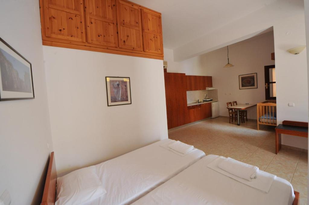 Odyssia Apartman Szími Szoba fotó
